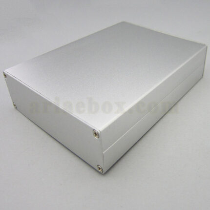 نمای سه بعدی جعبه رومیزی آلومینیومی مخابراتی-الکترونیکی ABL424-A1