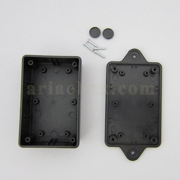نمای باز جعبه دیواری تجهیزات الکترونیکی مشکی ABM102-A2
